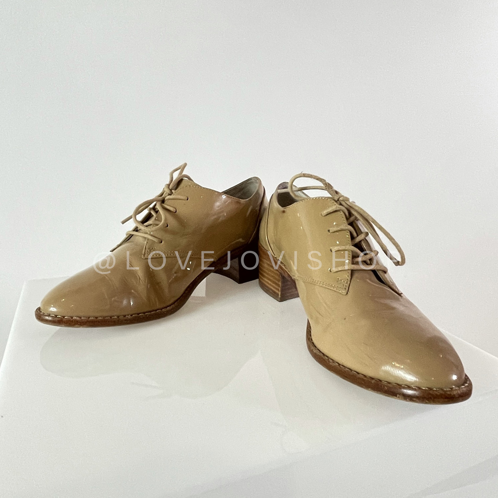 Academia | Louise et Cie Oxfords | Camel Patent Leather | Collegiate Prep - Picture 3 of 9